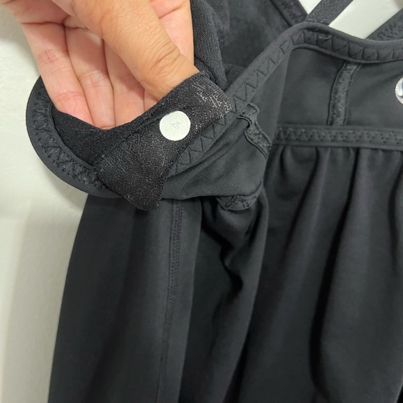 Lululemon Rehearsal Tank Black 4 - Picture 16 of 16